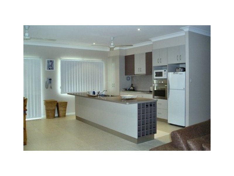 19 Minaret Way, Mount Louisa QLD 4814