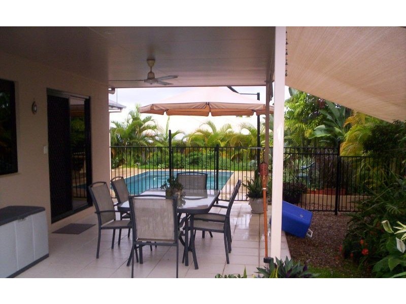 19 Minaret Way, Mount Louisa QLD 4814