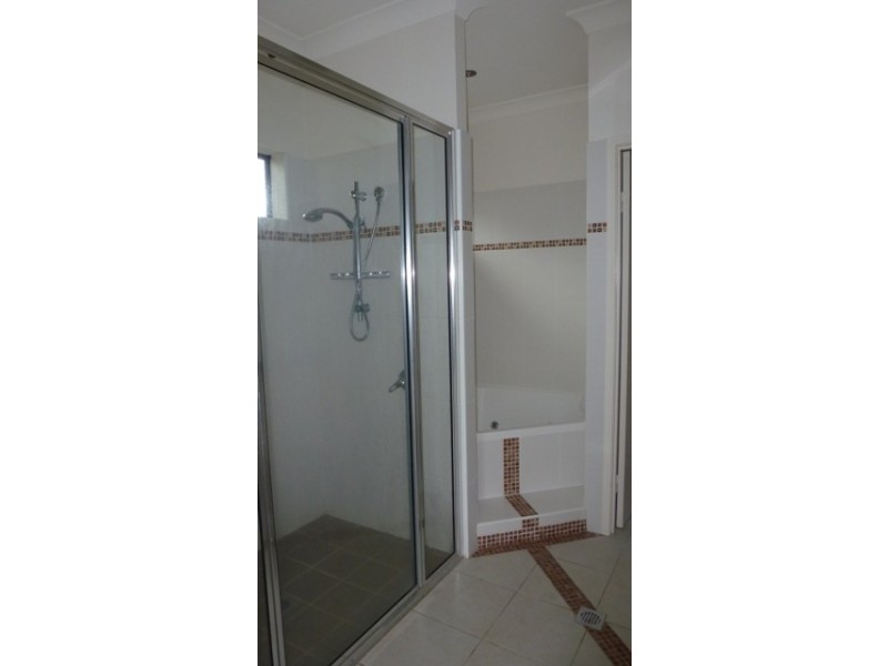 9 Springbrook Parade, Idalia QLD 4811