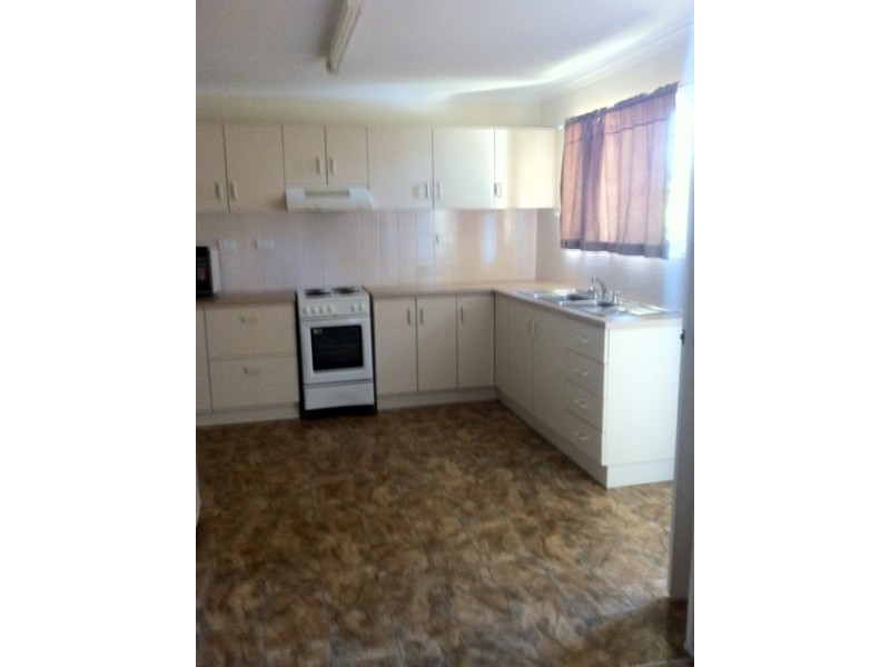 26 Falcon Cresent, Condon QLD 4815