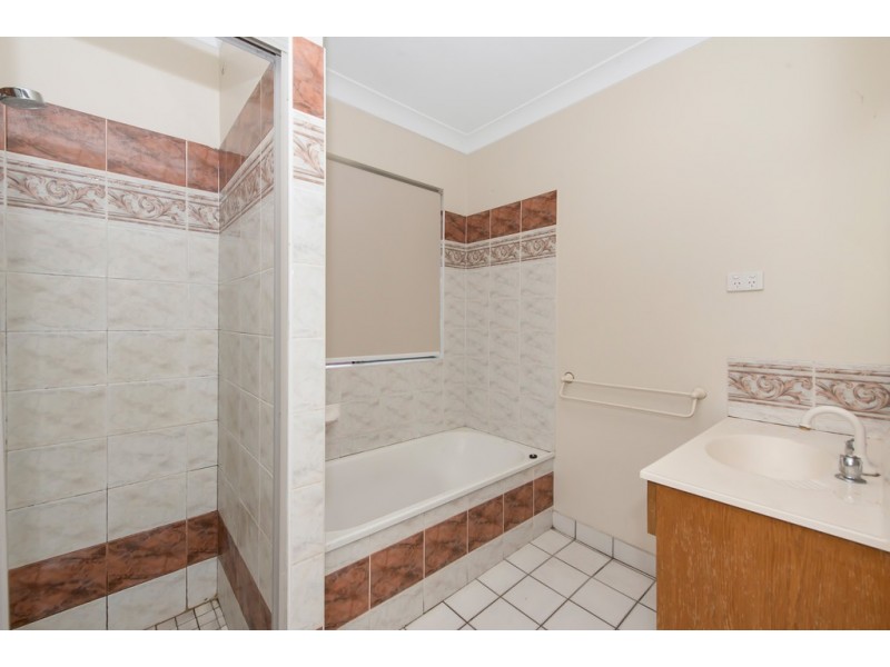 580 Bayswater Road, (Entrance via 1 Santa Lucia Dve), Mount Louisa QLD 4814