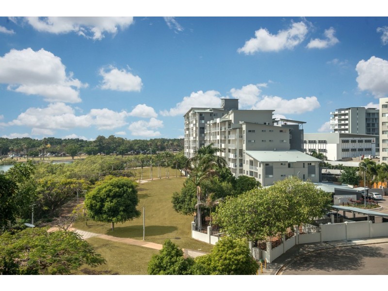 84/11-17 Stanley Street, URBAN QUATER, Townsville City QLD 4810