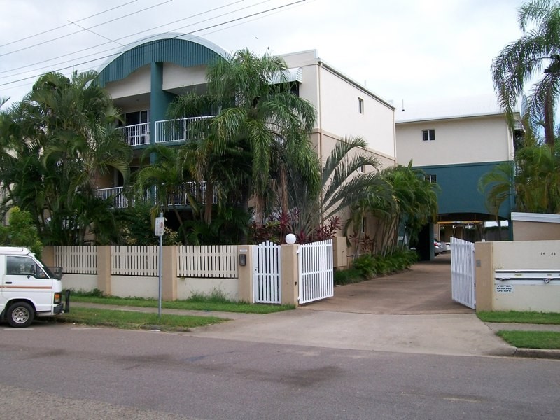 18/50 McIlwraith Street, South Townsville QLD 4810