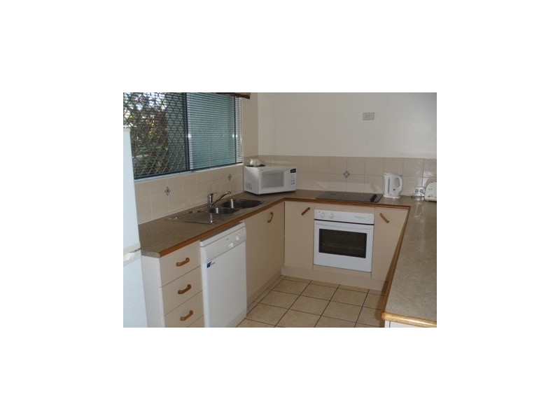 18/50 McIlwraith Street, South Townsville QLD 4810