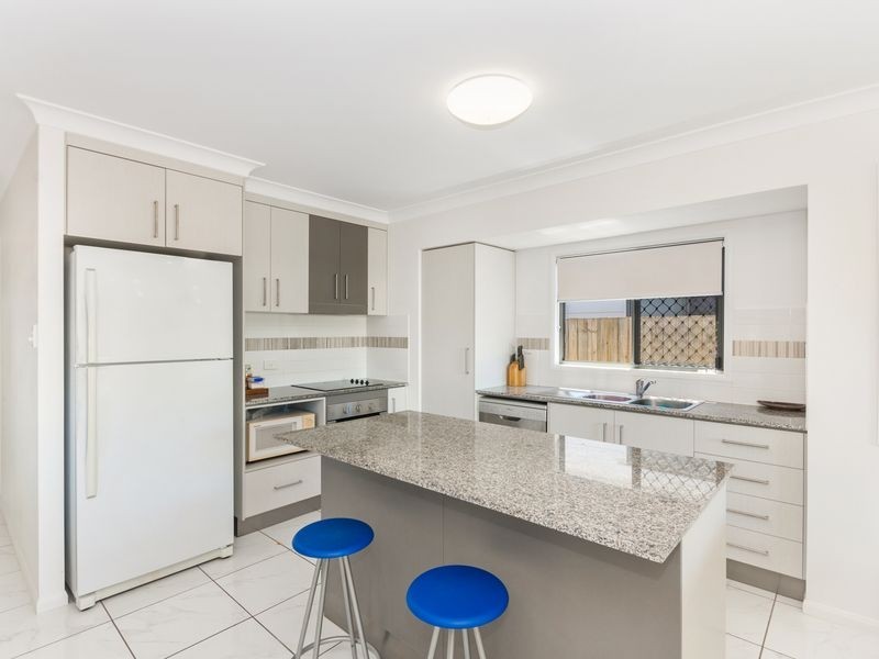 2 Goode Lane, Oonoonba QLD 4811