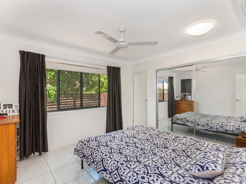 2 Goode Lane, Oonoonba QLD 4811