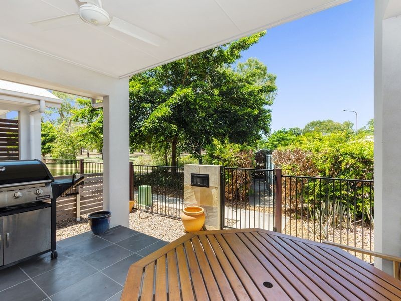 2 Goode Lane, Oonoonba QLD 4811