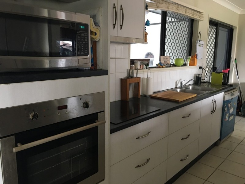 2 Mikado Court, Burdell QLD 4818