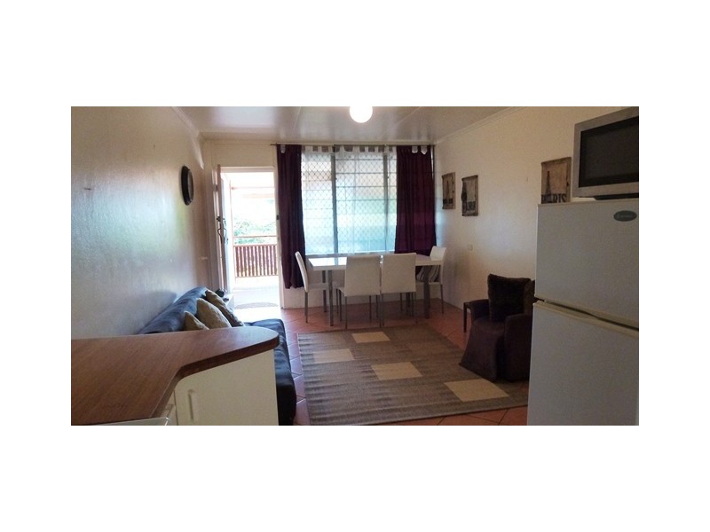 7 Jones Street, Townsville City QLD 4810