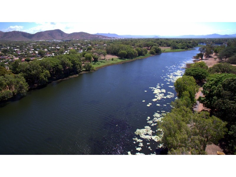 16 Redhead Drive, Aitkenvale QLD 4814