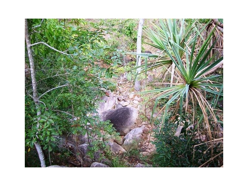 10/106 Mandalay Ave NB, Magnetic Island QLD 4819