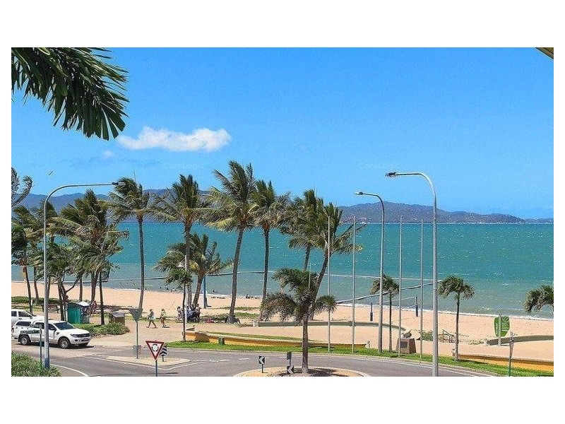 8/108 The Strand, North Ward QLD 4810