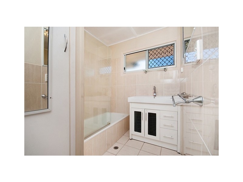 12 Nathan Street, Vincent QLD 4814