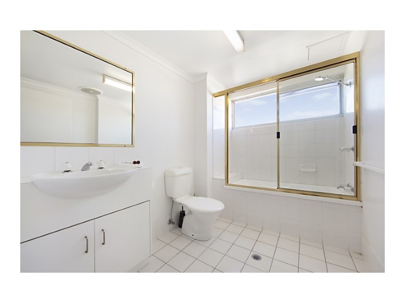 8d/3-7 The Strand, North Ward QLD 4810