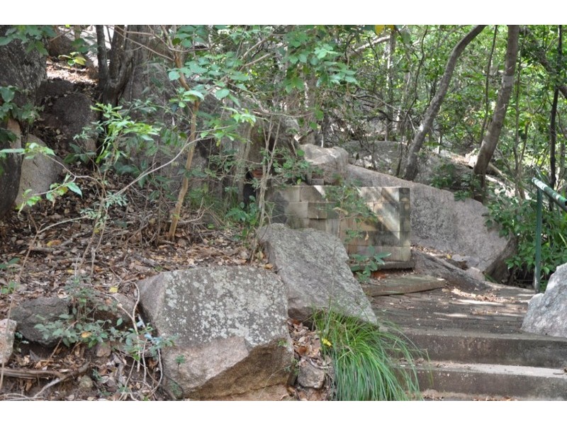 16b Olympus crescent, Magnetic Island QLD 4819