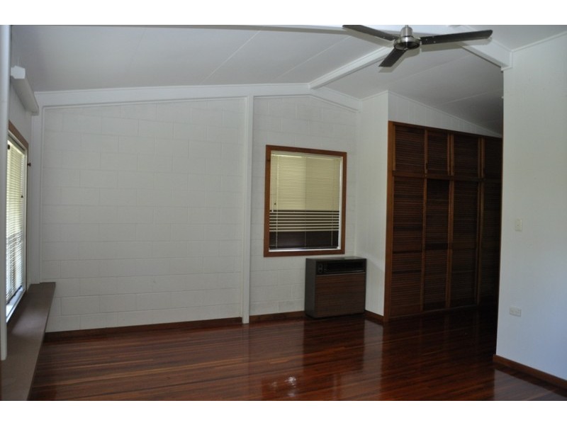 16b Olympus crescent, Magnetic Island QLD 4819