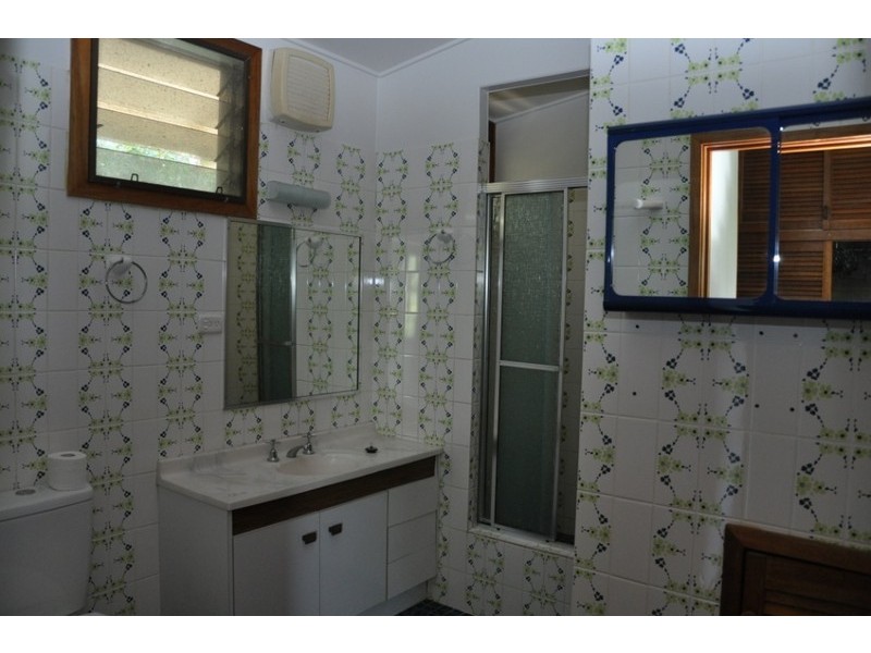 16b Olympus crescent, Magnetic Island QLD 4819