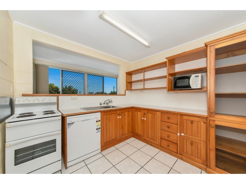 4/6 Burke Street, North Ward QLD 4810