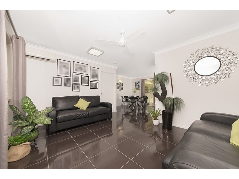 27 Shetland Place, Kelso QLD 4815