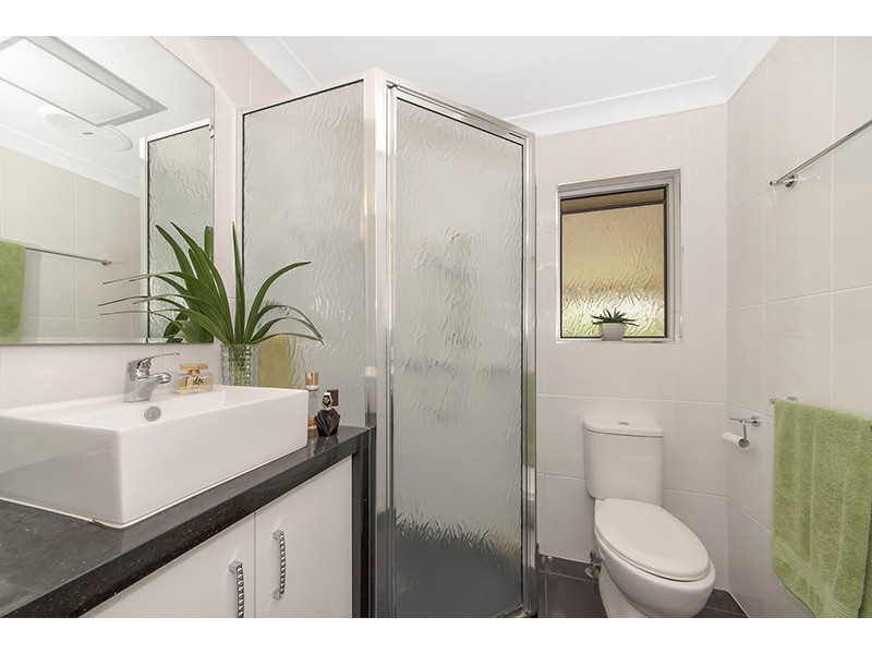 27 Shetland Place, Kelso QLD 4815