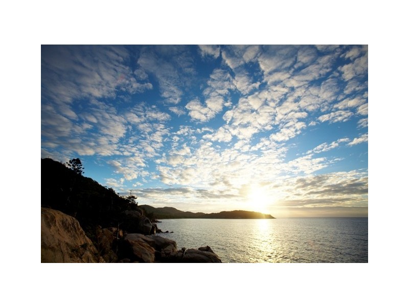 5204 One Bright Point, Sooning Street, Magnetic Island QLD 4819