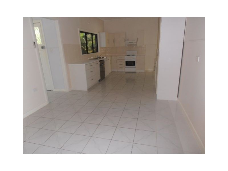 38 Putt Street, Railway Estate QLD 4810