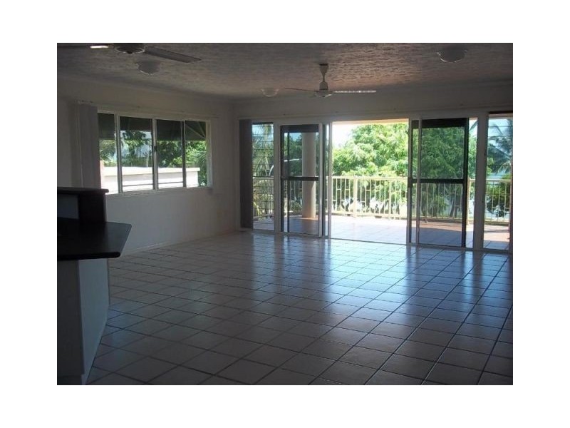 3/93 The Strand, North Ward QLD 4810