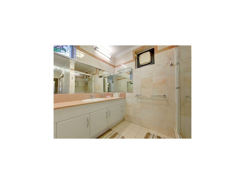 4/24 The Strand, North Ward QLD 4810