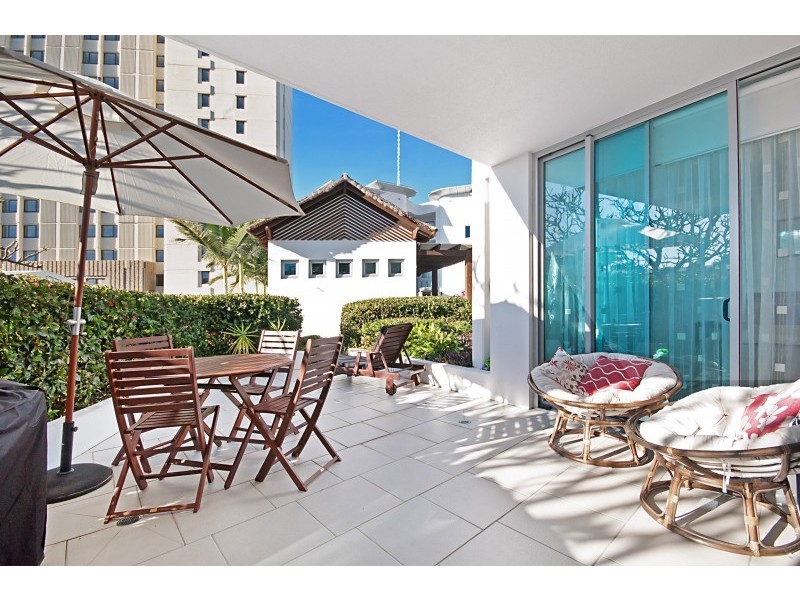 315/72-74 The Strand, North Ward QLD 4810