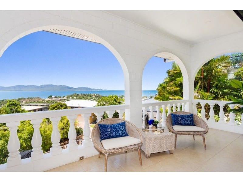 2 Durham Court, Castle Hill QLD 4810