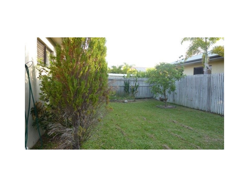 12 Paperbark Place, Mount Louisa QLD 4814