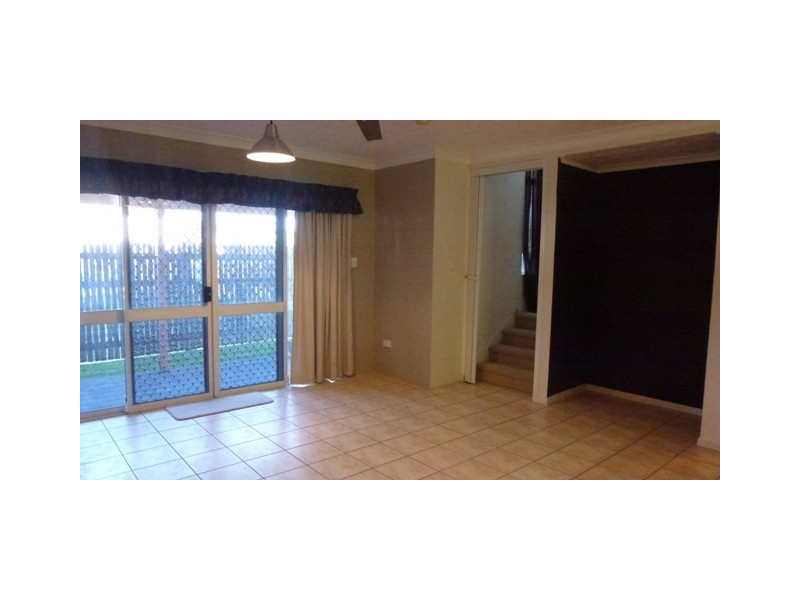 6/21-23 Tuffley, West End QLD 4810