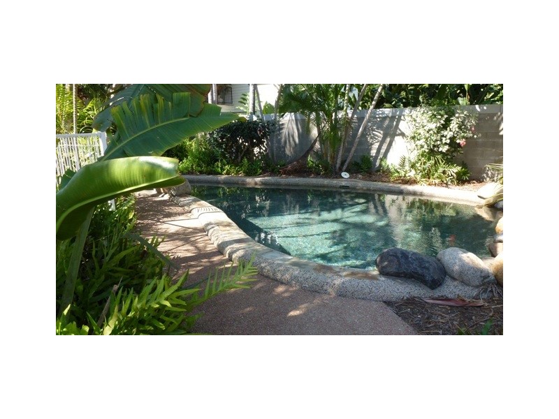 2/10 Sweet Street, Rosslea QLD 4812