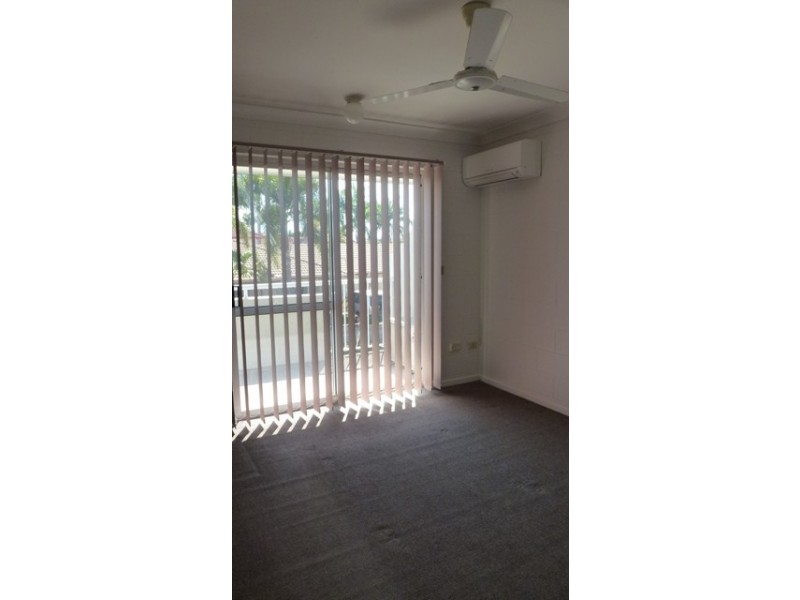 2/10 Sweet Street, Rosslea QLD 4812