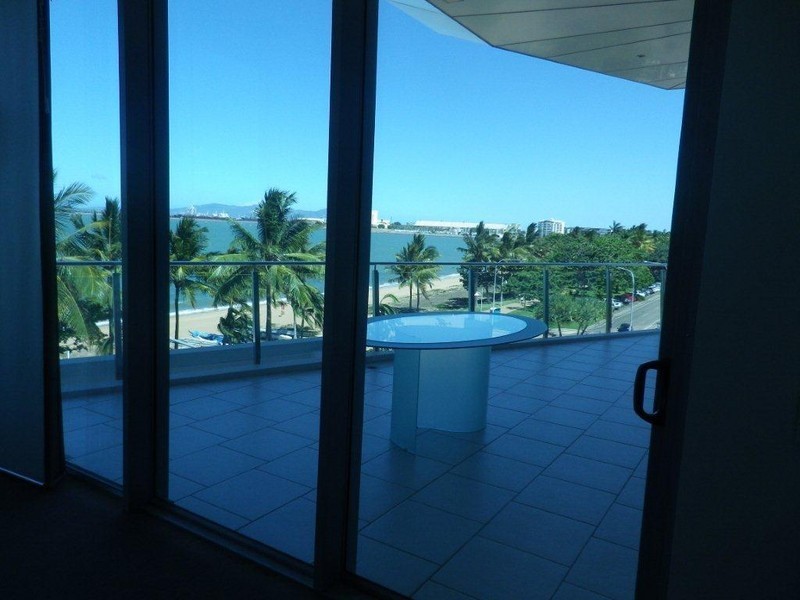 110/72-74 The Strand, North Ward QLD 4810