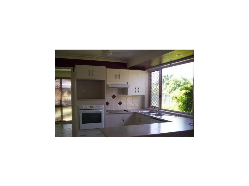 1 Dotswood, Annandale QLD 4814