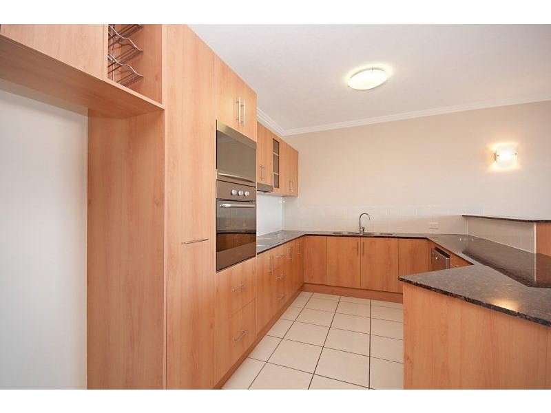 203/3 Melton Tce, North Ward QLD 4810