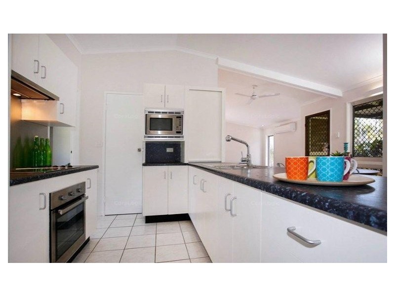 136 Albert Street, Cranbrook QLD 4814