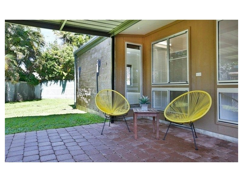 136 Albert Street, Cranbrook QLD 4814