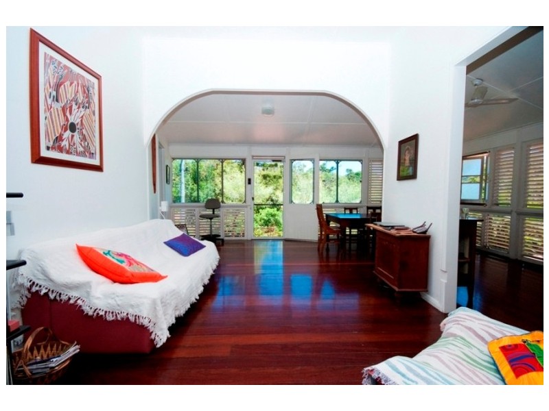 26 Olympus Crescent, Magnetic Island QLD 4819