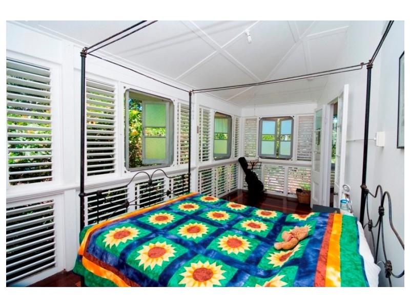 26 Olympus Crescent, Magnetic Island QLD 4819