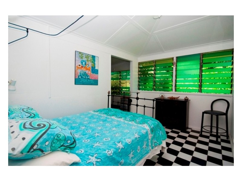 26 Olympus Crescent, Magnetic Island QLD 4819