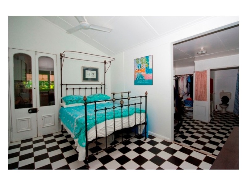 26 Olympus Crescent, Magnetic Island QLD 4819