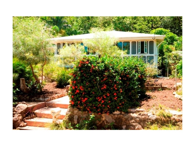 26 Olympus Crescent, Magnetic Island QLD 4819