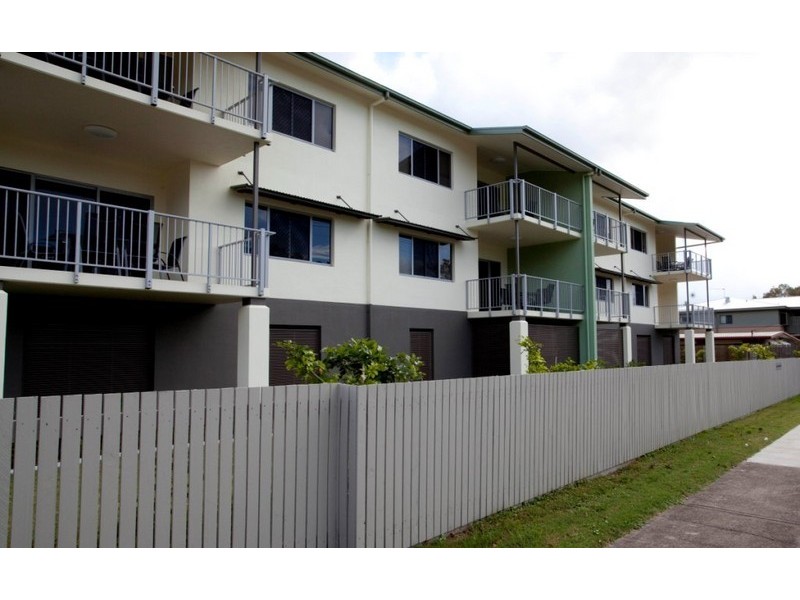 12 Crauford Street, West End QLD 4810