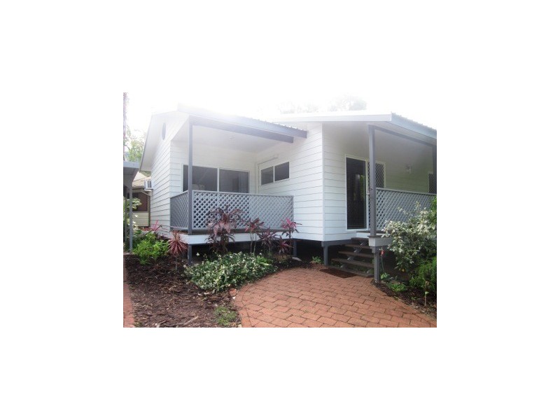 11 Elena Street, Magnetic Island QLD 4819