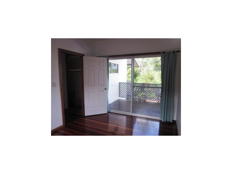 11 Elena Street, Magnetic Island QLD 4819