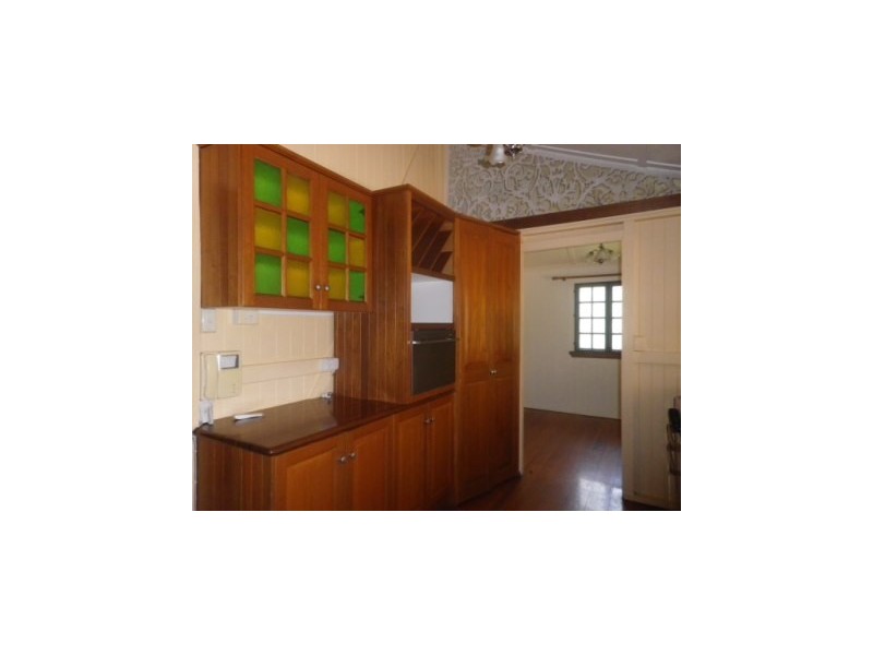 46 Warburton Street, North Ward QLD 4810