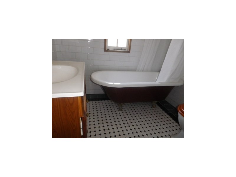 46 Warburton Street, North Ward QLD 4810