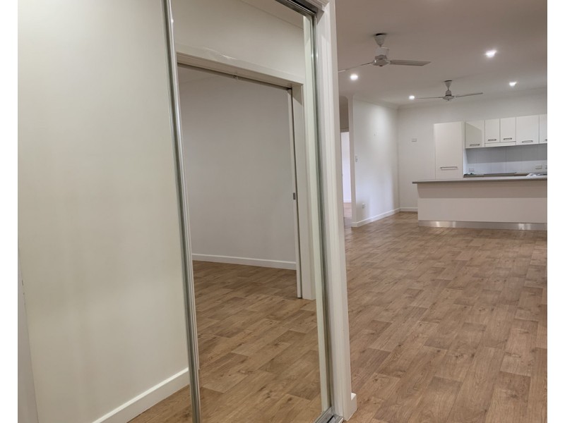 13 Inglis Smith Street, Rosslea QLD 4812